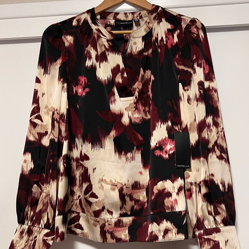 Rafaella Women’s Long Sleeve Blouse – Size M – New with Tags